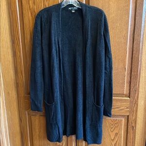 Barefoot Dreams Women's Black Sweater Cardigan
